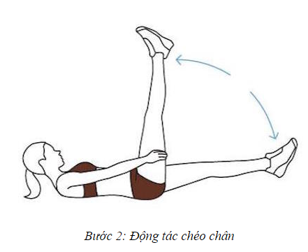 Bước 2: Động tác chéo chân